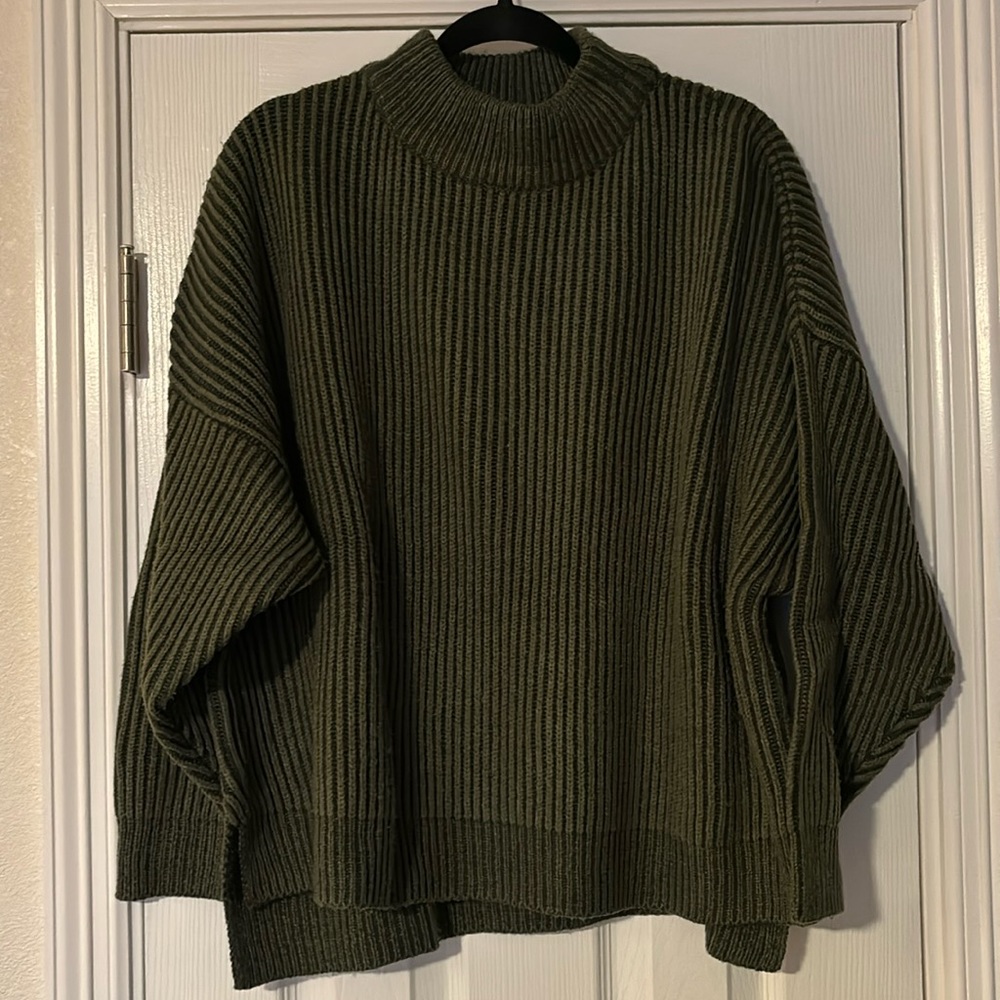 Hunter green mock neck sweater